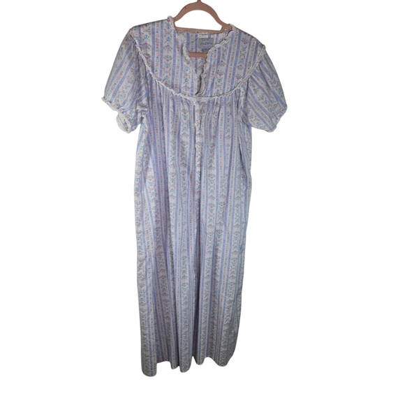 Lanz Of Salzburg Tyrolean Bavarian Floral Nightgown - Picture 1 of 10
